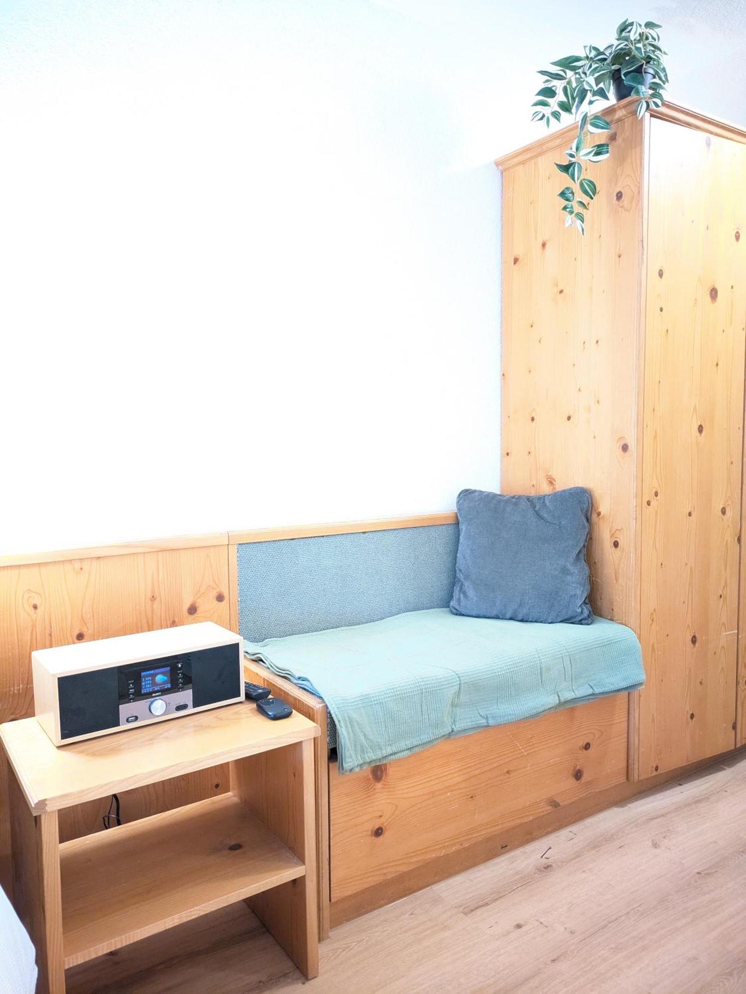 Apartamento Studio With Balcony, Niesen View & Free Parking Near Interlaken, Thunersee & Blausee *